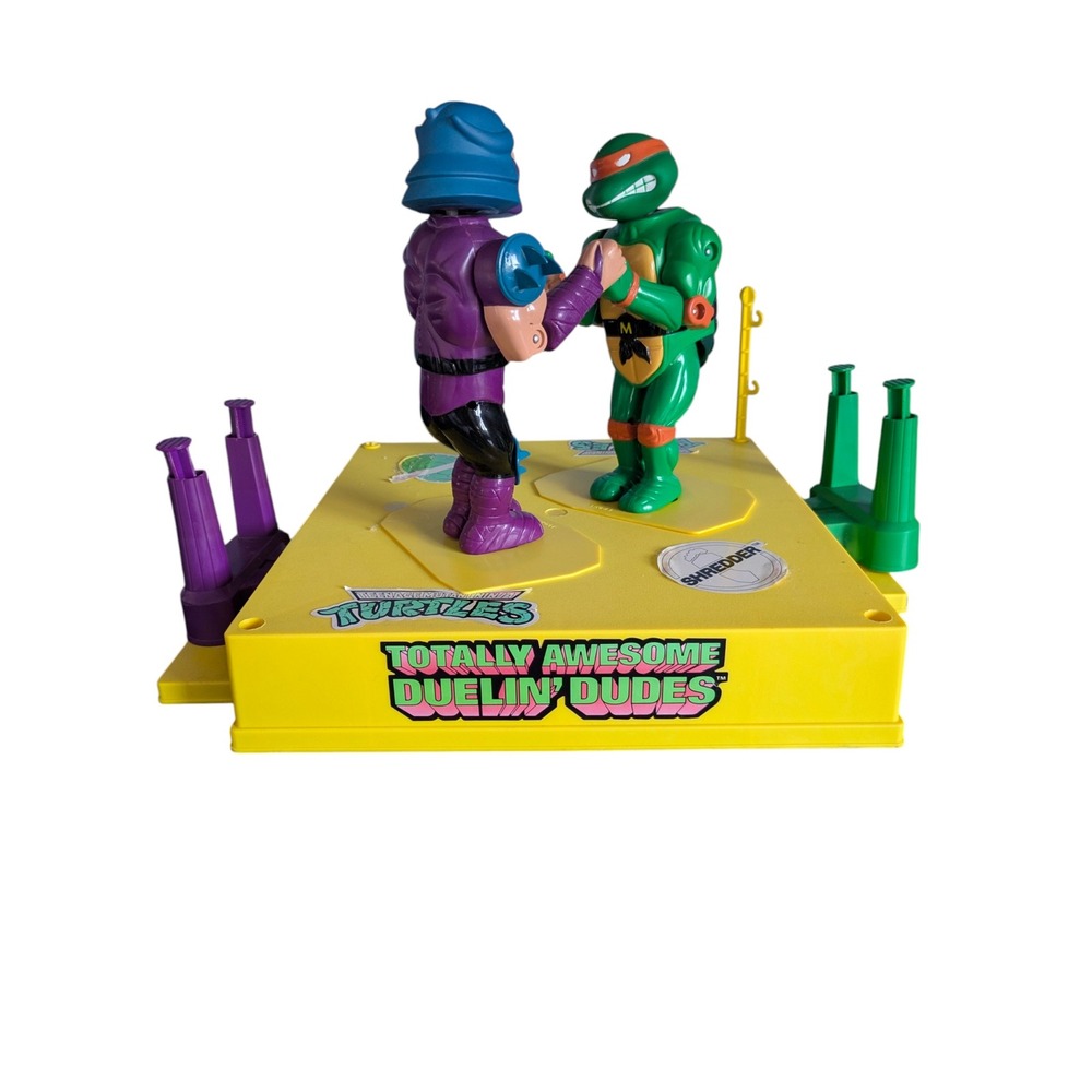 TMNT Totally Awesome Duelin' Dudes Action Figure Game Michelangelo Shredder 1990